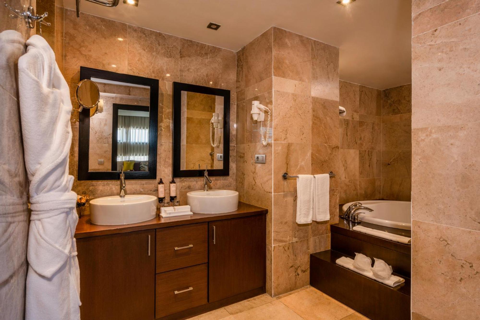 Barcelo Casablanca