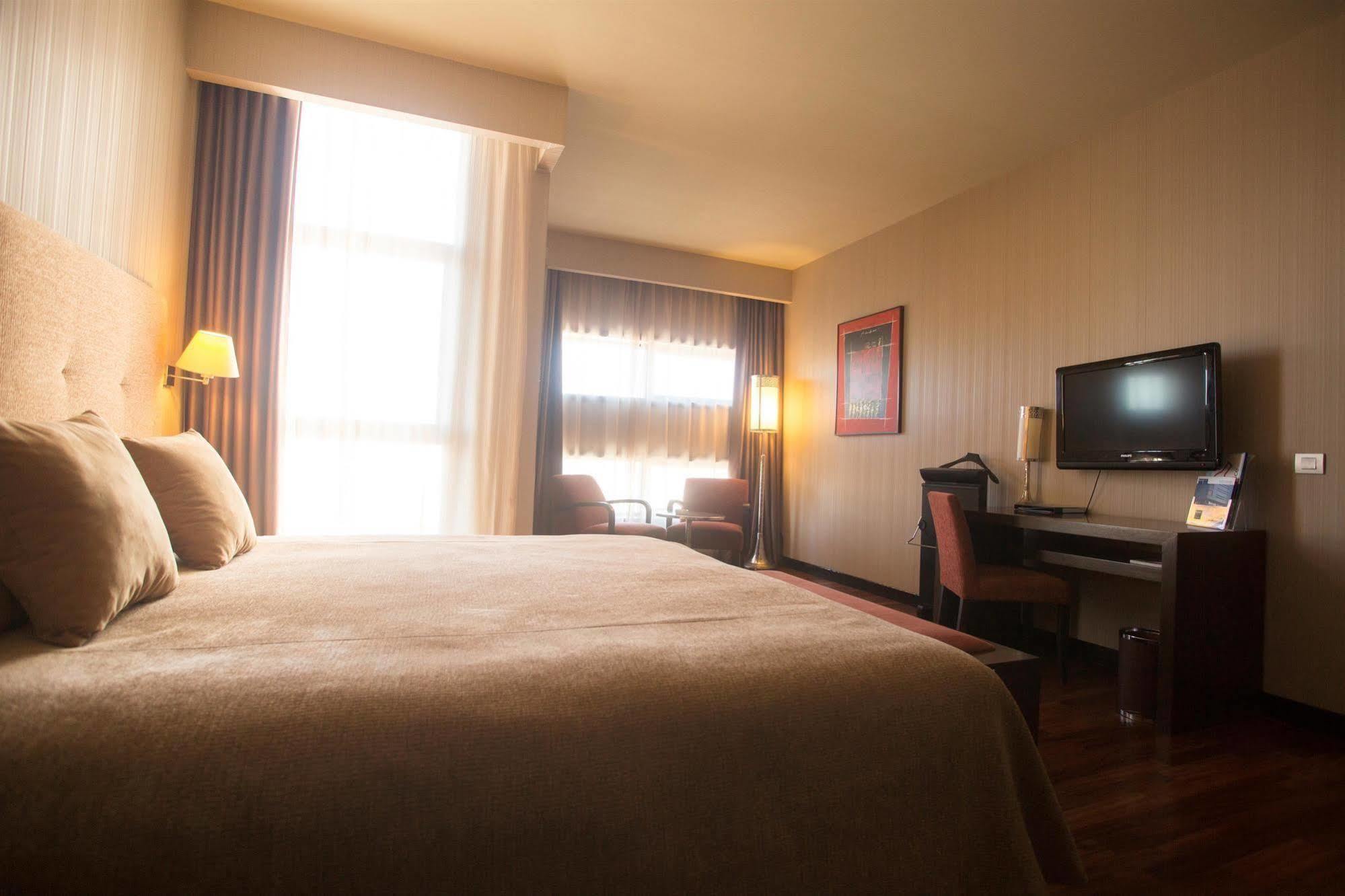 Barceló Hotel 4*